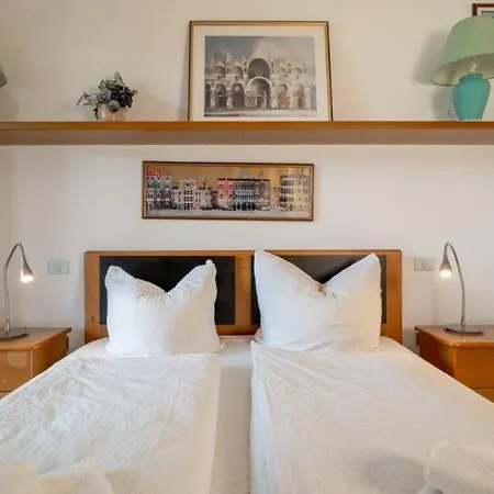 Airone Albarella Island