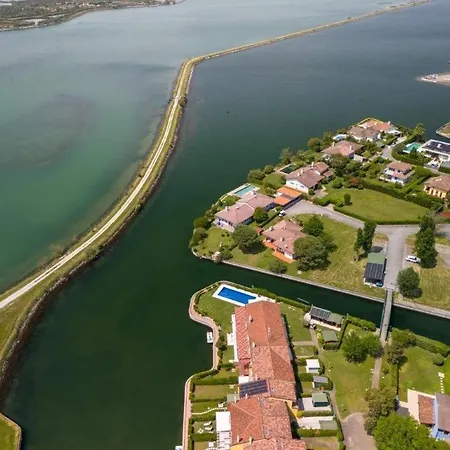 Airone Albarella Island